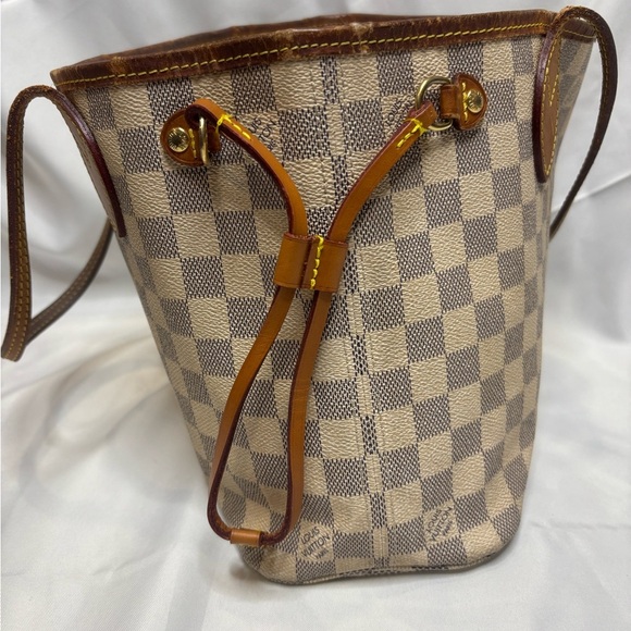 Checkered Brown and Tan Tote Bag - Picture 4 of 15